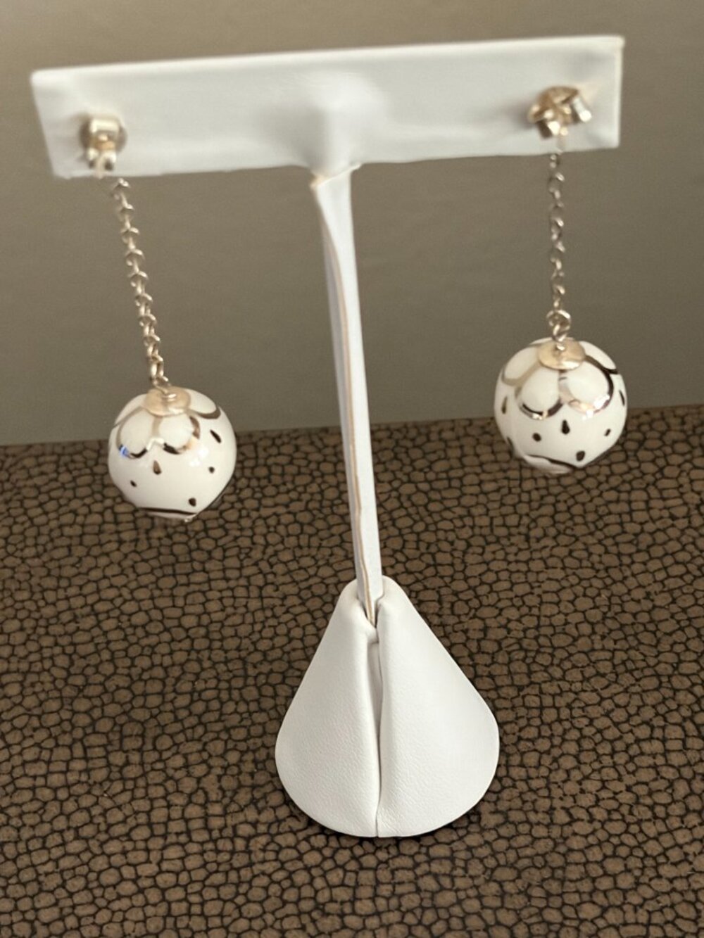 AC .925 Sterling Silver Chain and Ball Earrings - Picture 9 of 9